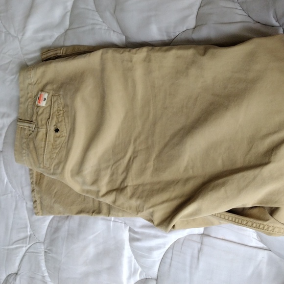 Like new Khaki Superdry pants - Picture 4 of 10